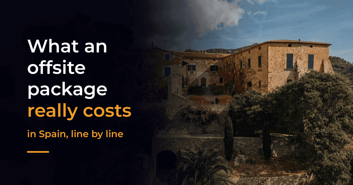 Finca de piedra con hiedra otoñal en la sierra de Mallorca, junto al titular ‘What an offsite package really costs’ sobre fondo negro.” Finca de piedra con hiedra otoñal en la sierra de Mallorca, junto al titular ‘What an offsite package really costs’ sobre fondo negro.”